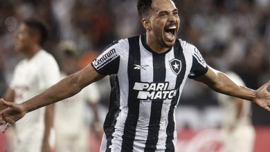 Botafogo supera lesão de Tiquinho e vence a primeira na Libertadores