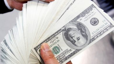 Dólar fecha estável mesmo com intervenção do Banco Central