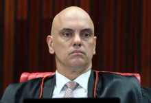 Moraes proíbe visita de presidente do PL a Bolsonaro
