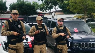 Novos soldados da PM recuperam carro de luxo furtado e prendem acusado que já tinha vasta ficha criminal