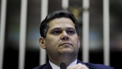 Davi Alcolumbre promulga Lei da Dosimetria, que reduz pena de Bolsonaro e condenados do 8 de janeiro